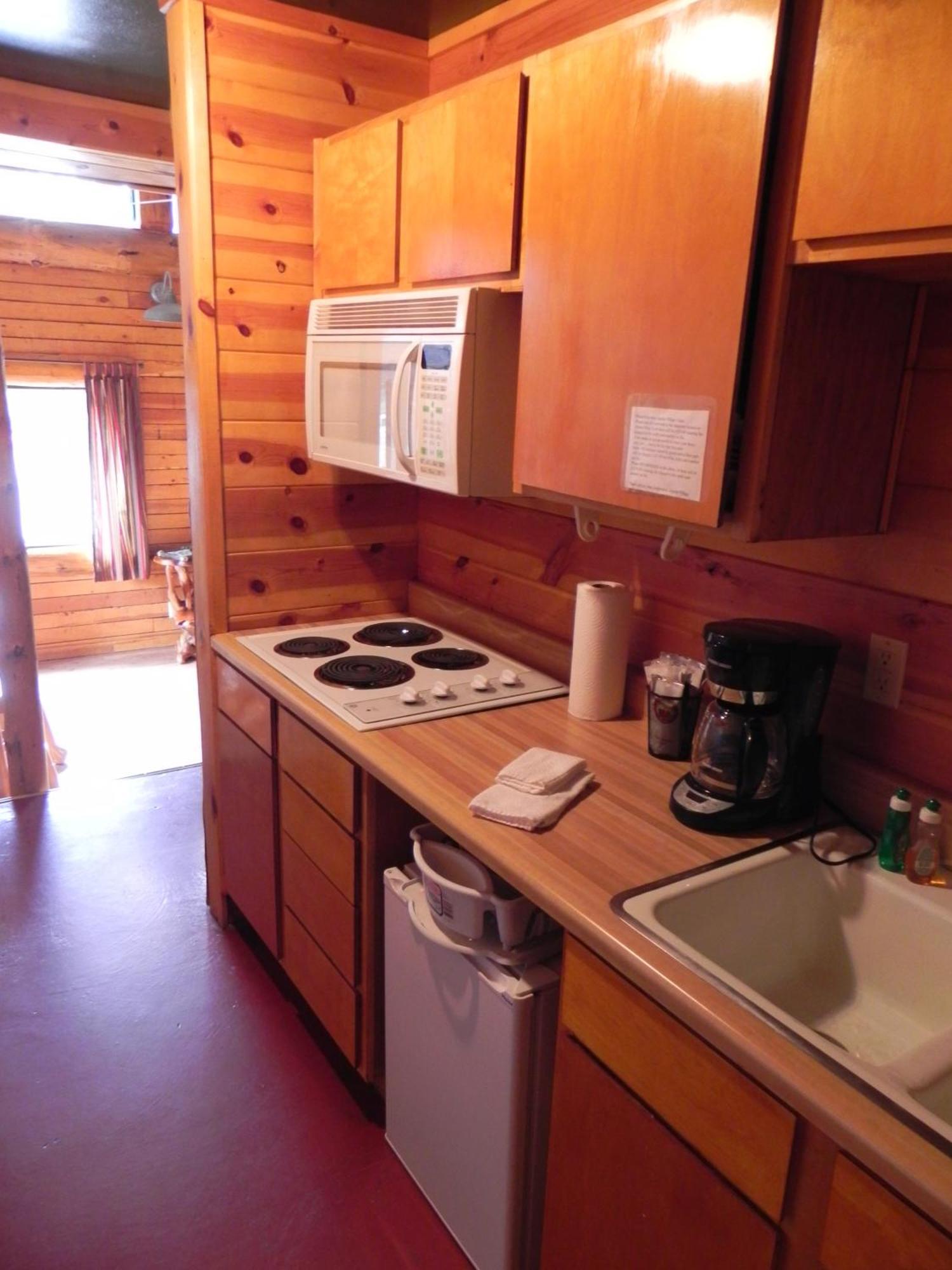 Apache Village Cabins Ruidoso Exterior photo