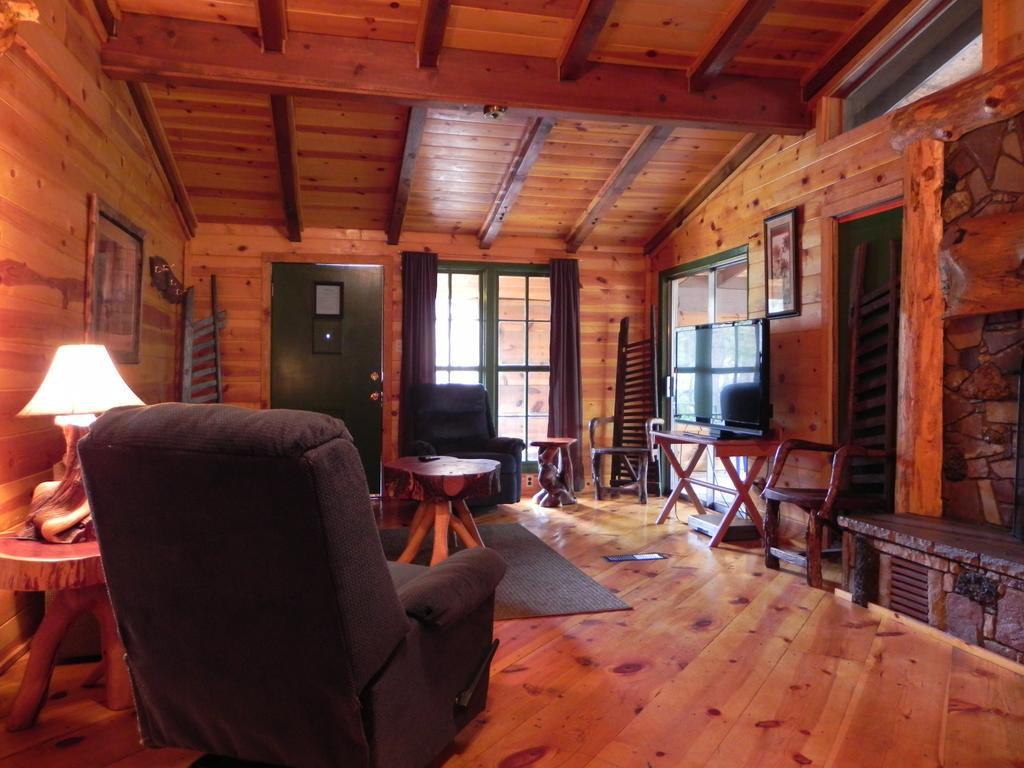 Apache Village Cabins Ruidoso Room photo
