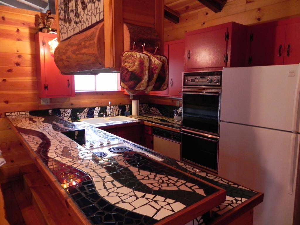 Apache Village Cabins Ruidoso Room photo